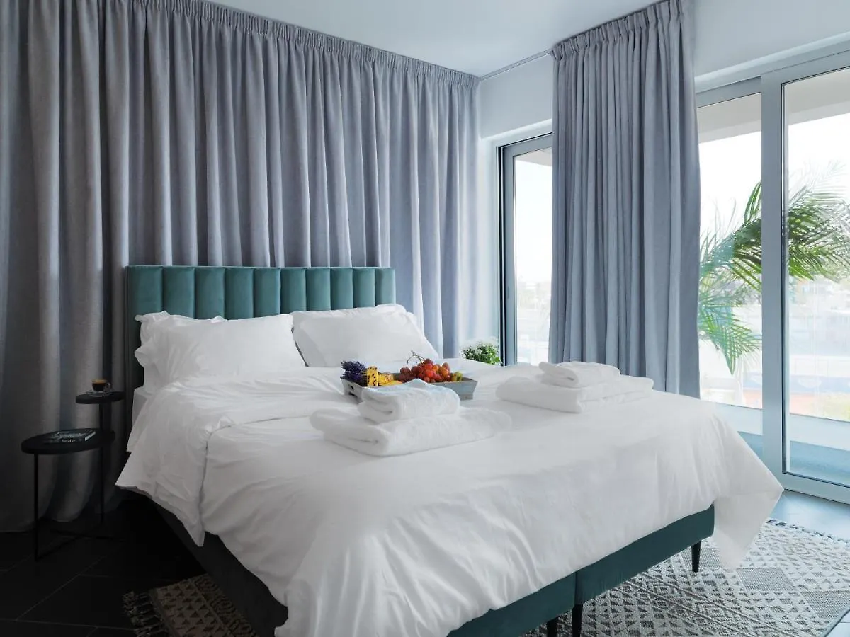 Liv Urban Suites Larnaca